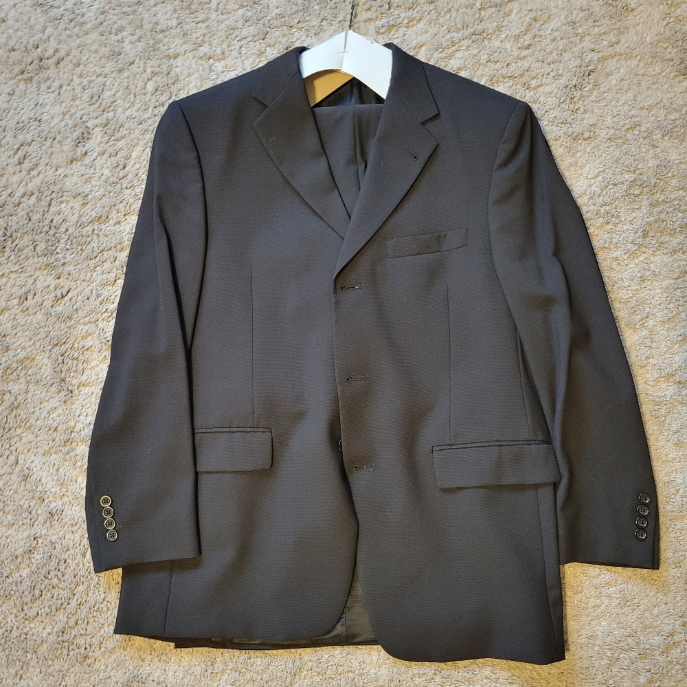 Suit